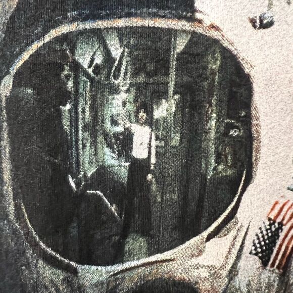 Kid dangerous Los Angeles Astronaut men’s T-shirt. Size XL - Picture 3 of 6